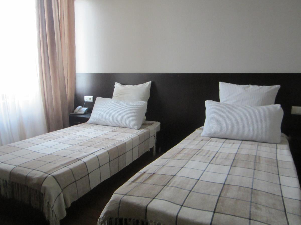 Vanilla Sky Georgia Hotel Natakhtari Phòng bức ảnh